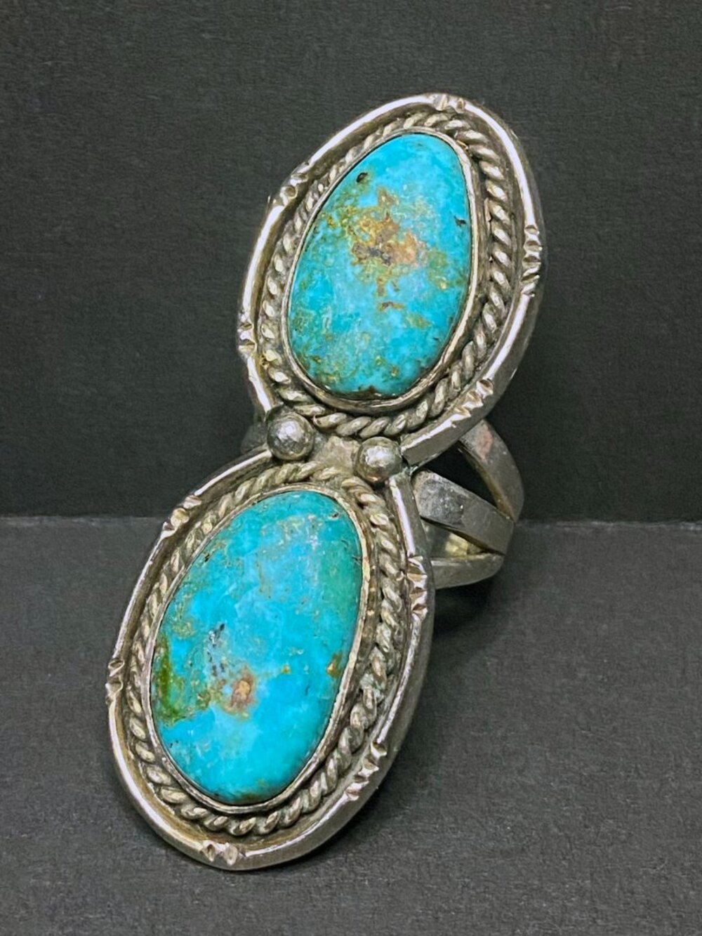 VINTAGE 1960's NATIVE AMERICAN TWO STONE TURQUOISE STERLING SILVER RING
